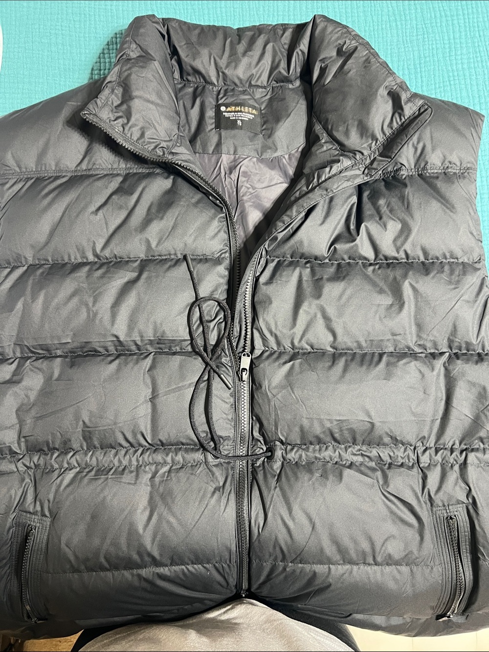 Athleta Cascade Down Vest XL